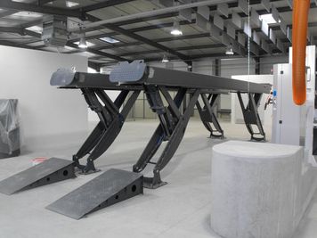 Heavy duty lift Finkbeiner HDS, 25 t, electro-hydraulic, floor version