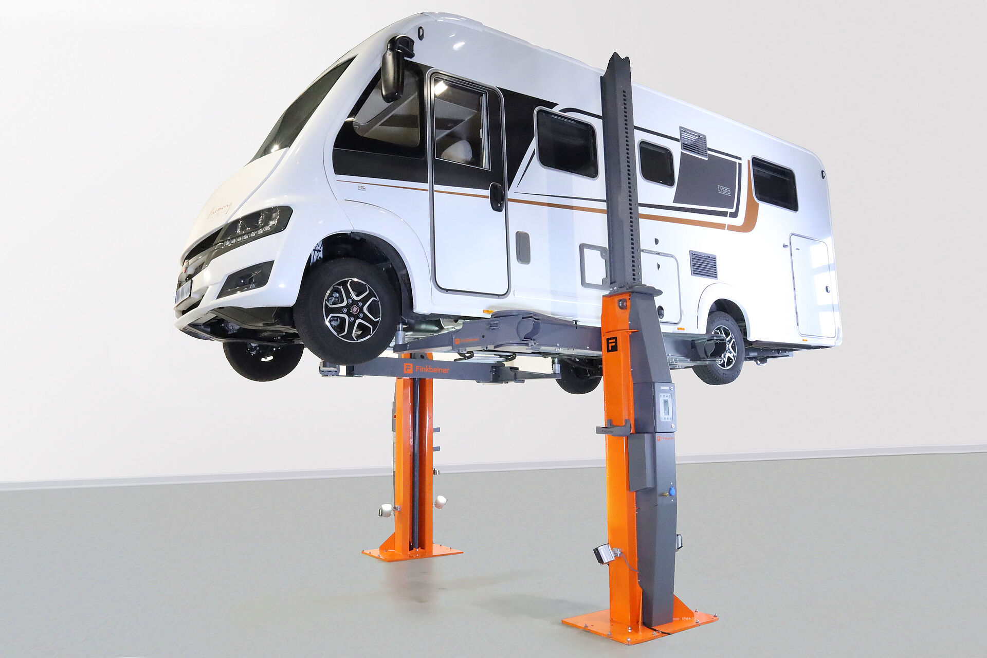 TPL7500 | Stationäre 2-Säulen-Hebebühne für Leicht-Nutzfahrzeuge ...