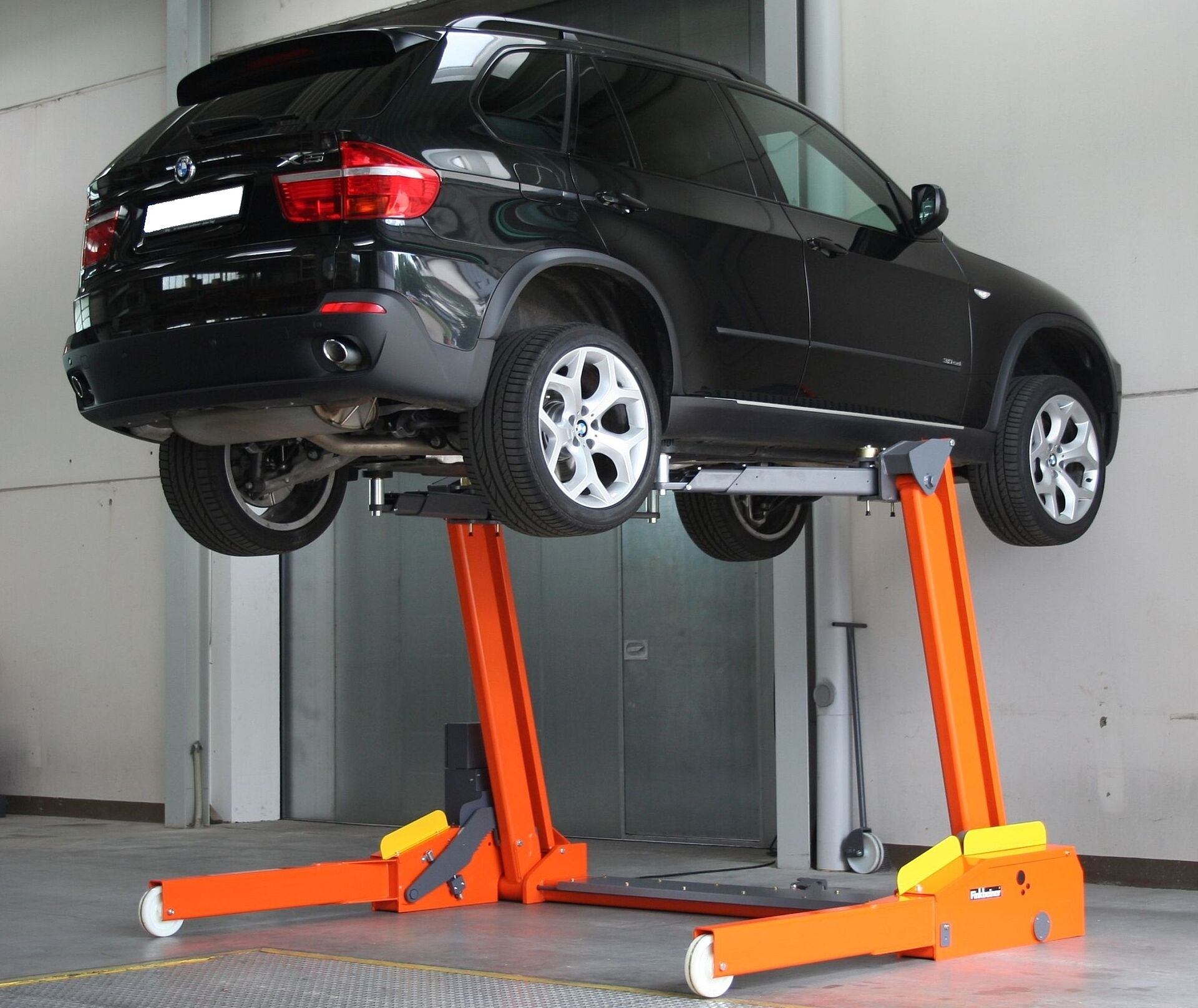 Кузовные домкраты. Подъемник AUTOLIFT 3000 чертёж. FHB 3000 мобильный подъемник. Мобильный подъемник fhb3000-SS Finkbeiner. Мобильный автоподъемник AUTOLIFT 3000.